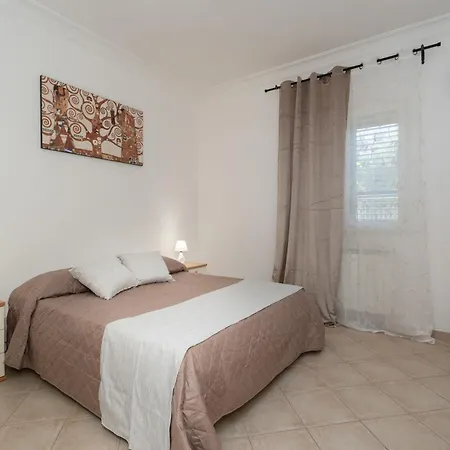 Cecilia Apartment Sciacca