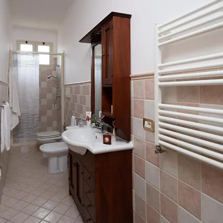 Cecilia Apartmán